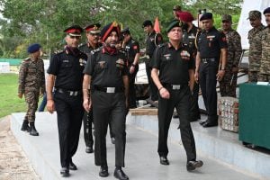 Lieutenant General Dhiraj Seth Visits Bombay Sappers, Highlights Army's Technological Modernization Efforts