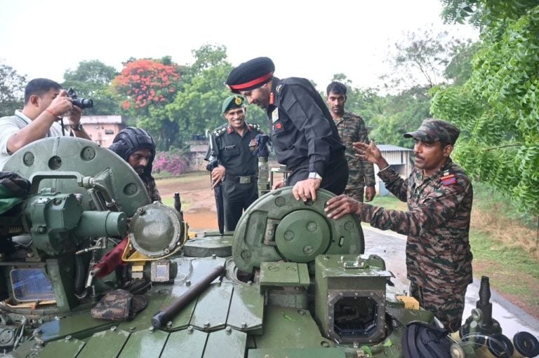 Lt Gen Brar Enhances Defense Capabilities During Visit to Armoured Vehicles Nigam Ltd.