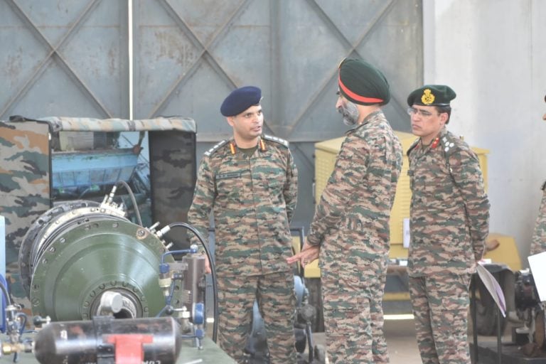 Lt Gen Vandra Reviews Black Charger Brigade's Technological Advancements and Operational Readiness