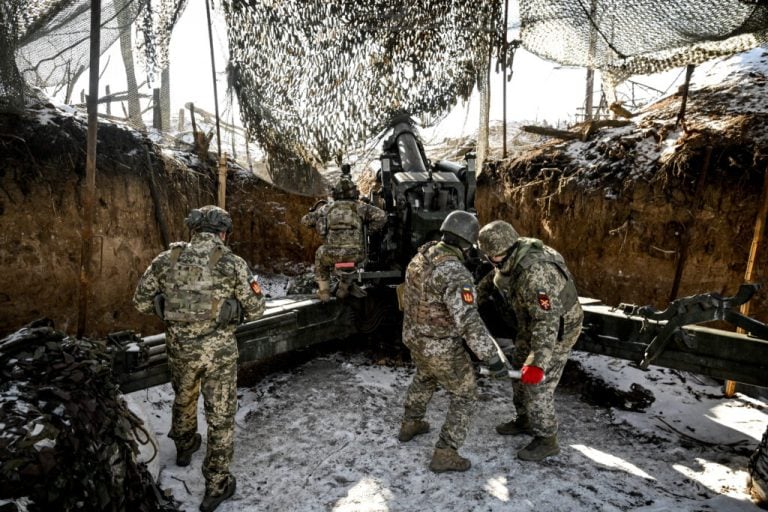 Russia Advances into Ukraine's Dnipropetrovsk Region Amid Stalled Peace Talks