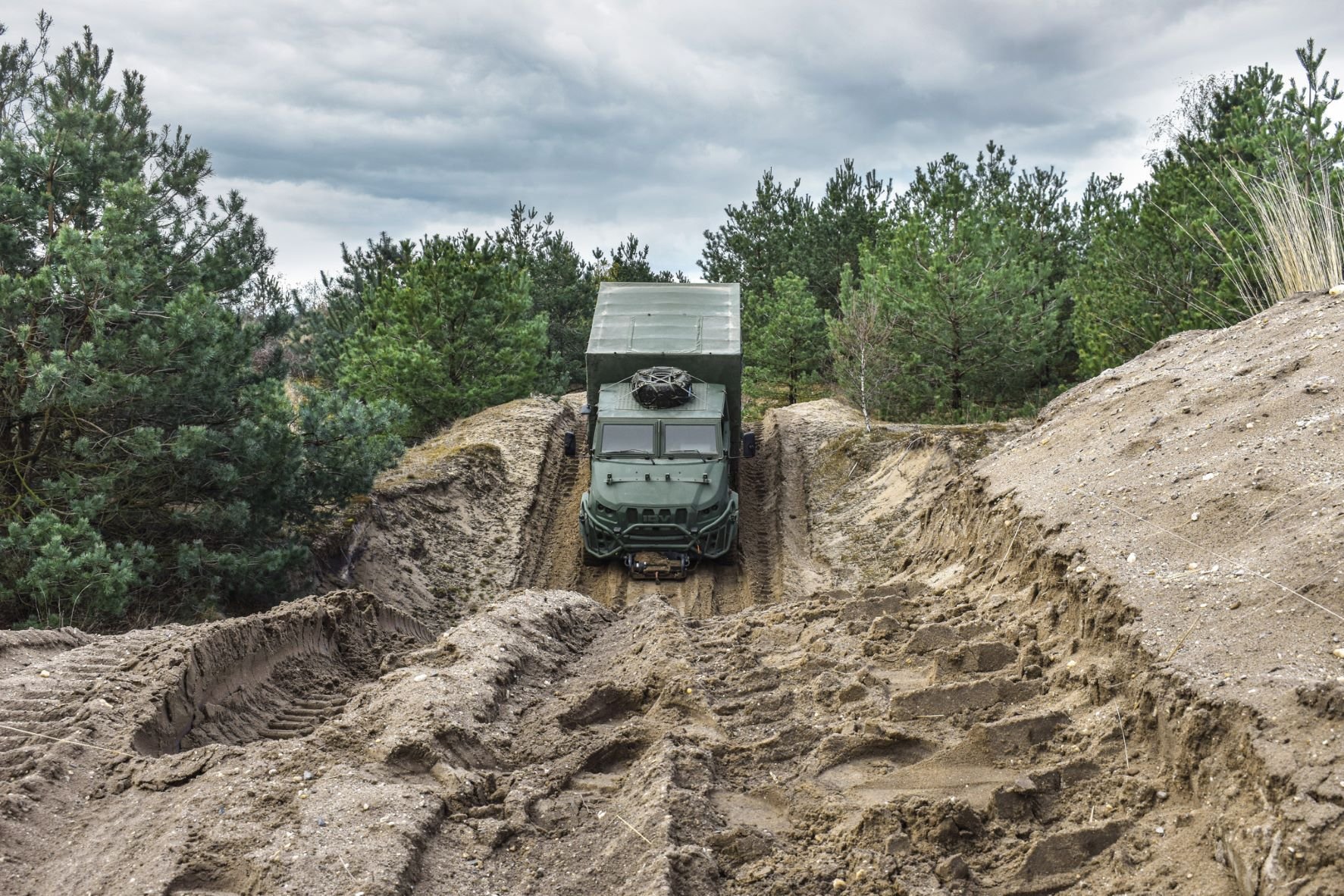 Sweden Orders 100 Medical Vehicles as Part of Major Defense Initiative