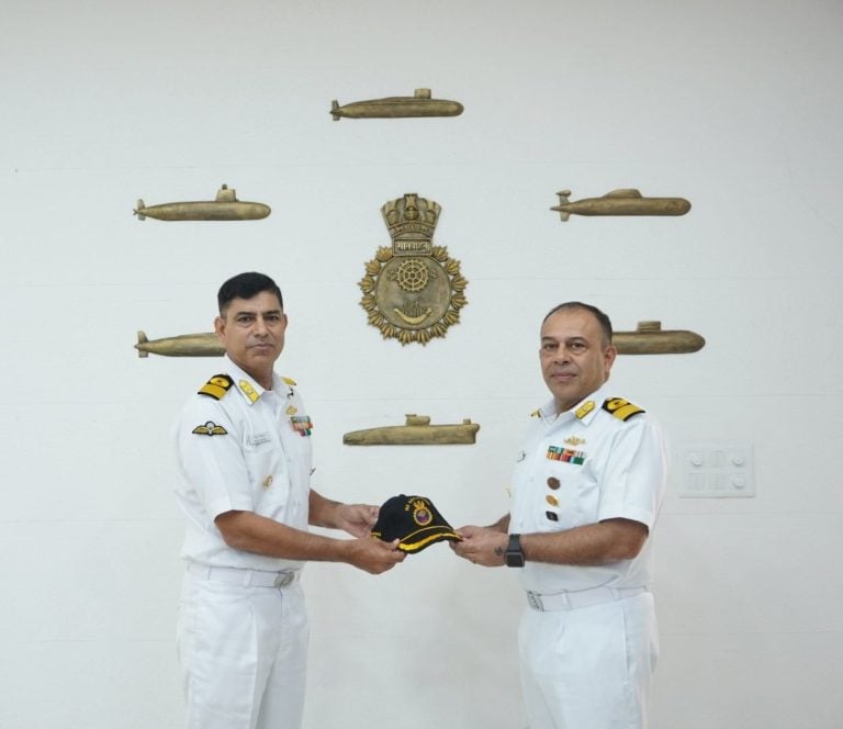Commodore Dhiraj Khanna Takes Command of INS Satavahana