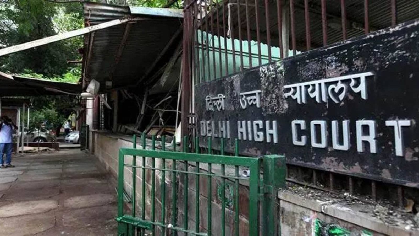 Delhi High Court orders reconsideration of retired Major General for notional promotion to Lieutenant General