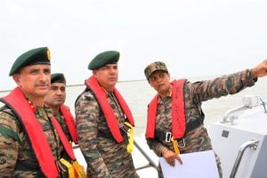 Lt Gen Rathee Reviews Operational Readiness of Bald Eagle Brigade in Rann of Kutch