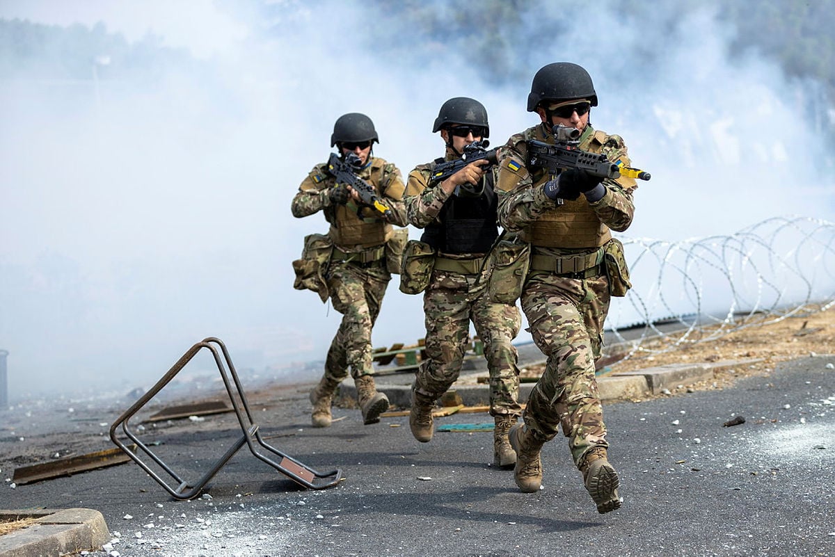 Russian Strikes Target Ukrainian Recruitment Centers, Wounding Four