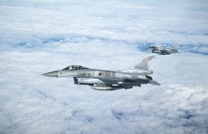 Poland Signs $3.8 Billion Contract with US to Upgrade F-16 Fleet to F-16V Block 72 Configuration