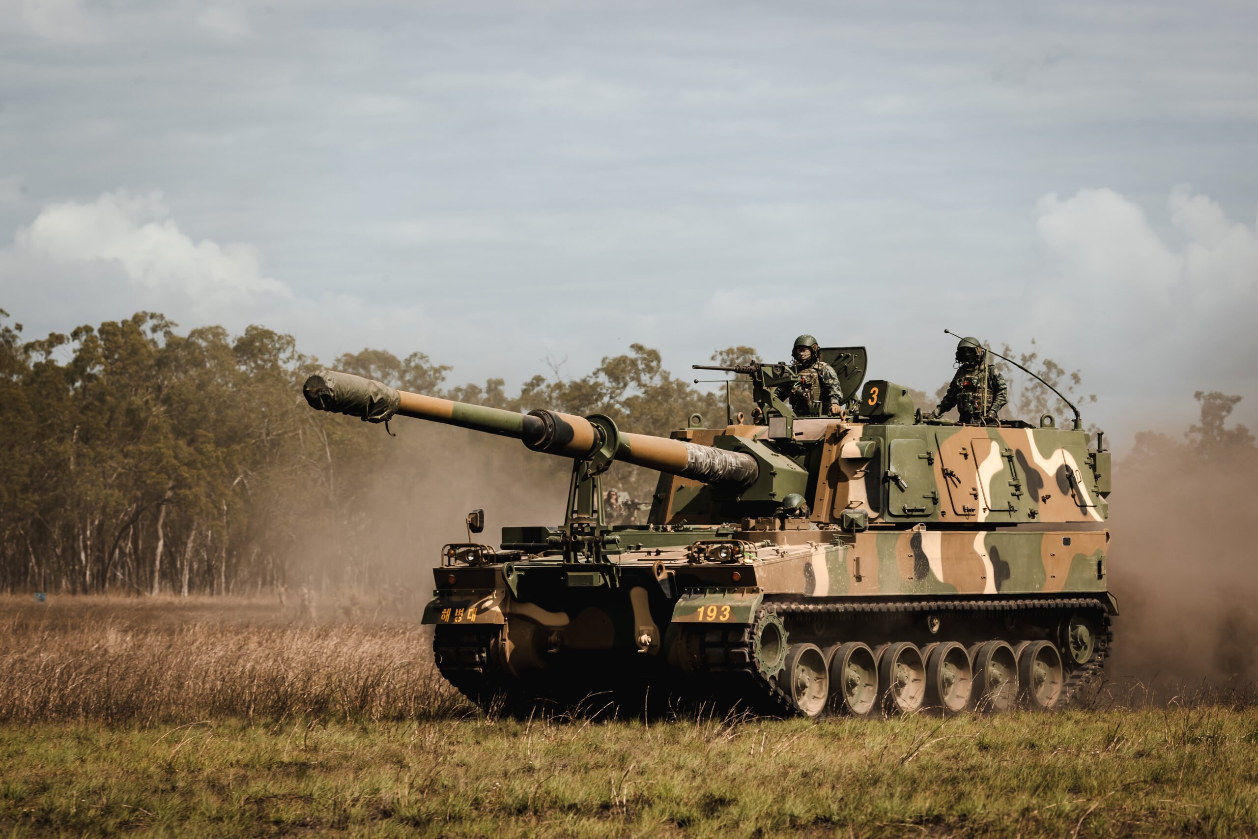 South Korea Signs $250 Million Arms Deal with Vietnam for K9 Howitzers