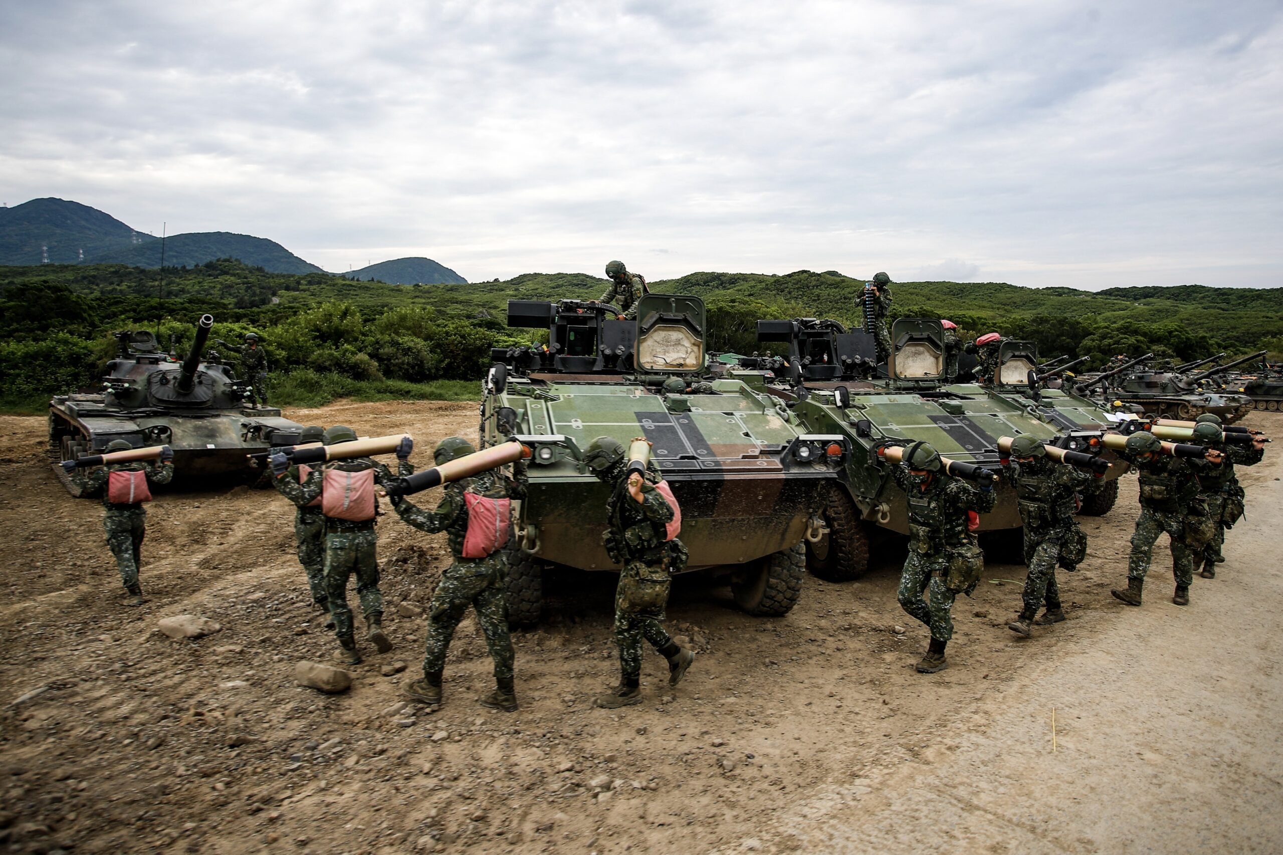 Taiwan Plans to Raise Defense Budget to Over 3% of GDP Amid China's Threats