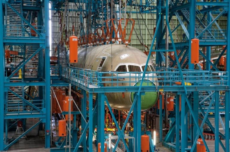 Boeing and Palantir Collaborate to Integrate AI into US Defense Operations