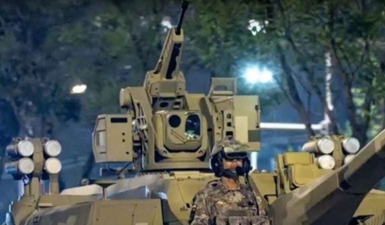 China Develops Augmented Reality Headsets for Armored Vehicle Crews