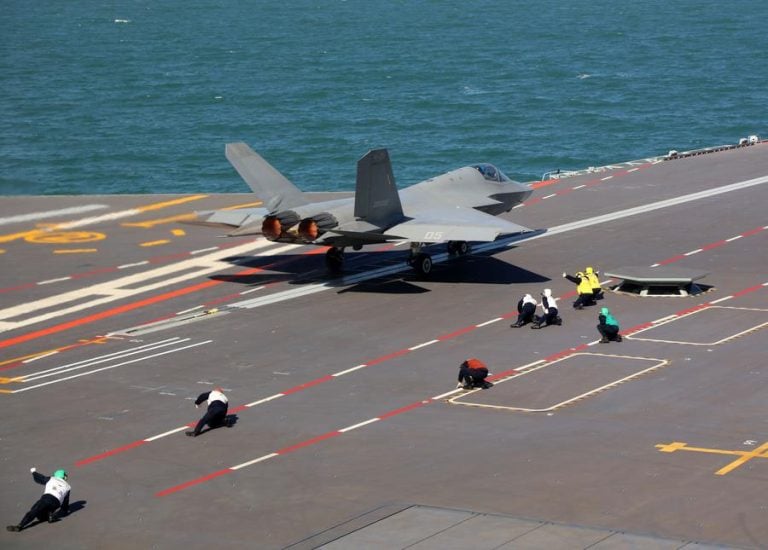 Chinese Aircraft Carrier Fujian Achieves Breakthrough with Electromagnetic Catapults