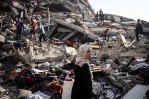 Israeli Military Promises Unprecedented Force in Gaza City Amid Ground Offensive and Humanitarian Crisis