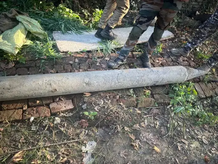Unexploded Shell in Dal Lake