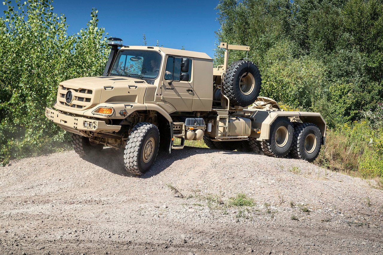 Germany Orders Over 1,000 Mercedes-Benz Zetros Trucks for Ukraine's Military Support