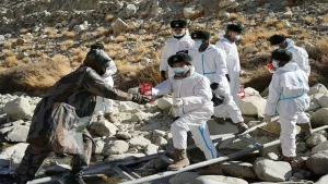 Indian and Chinese Soldiers