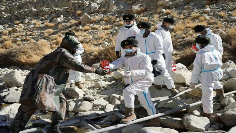 Indian and Chinese Soldiers