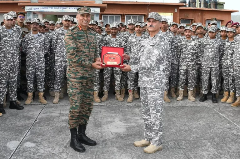 Lt Gen Pratik Sharma Awarding an Officer