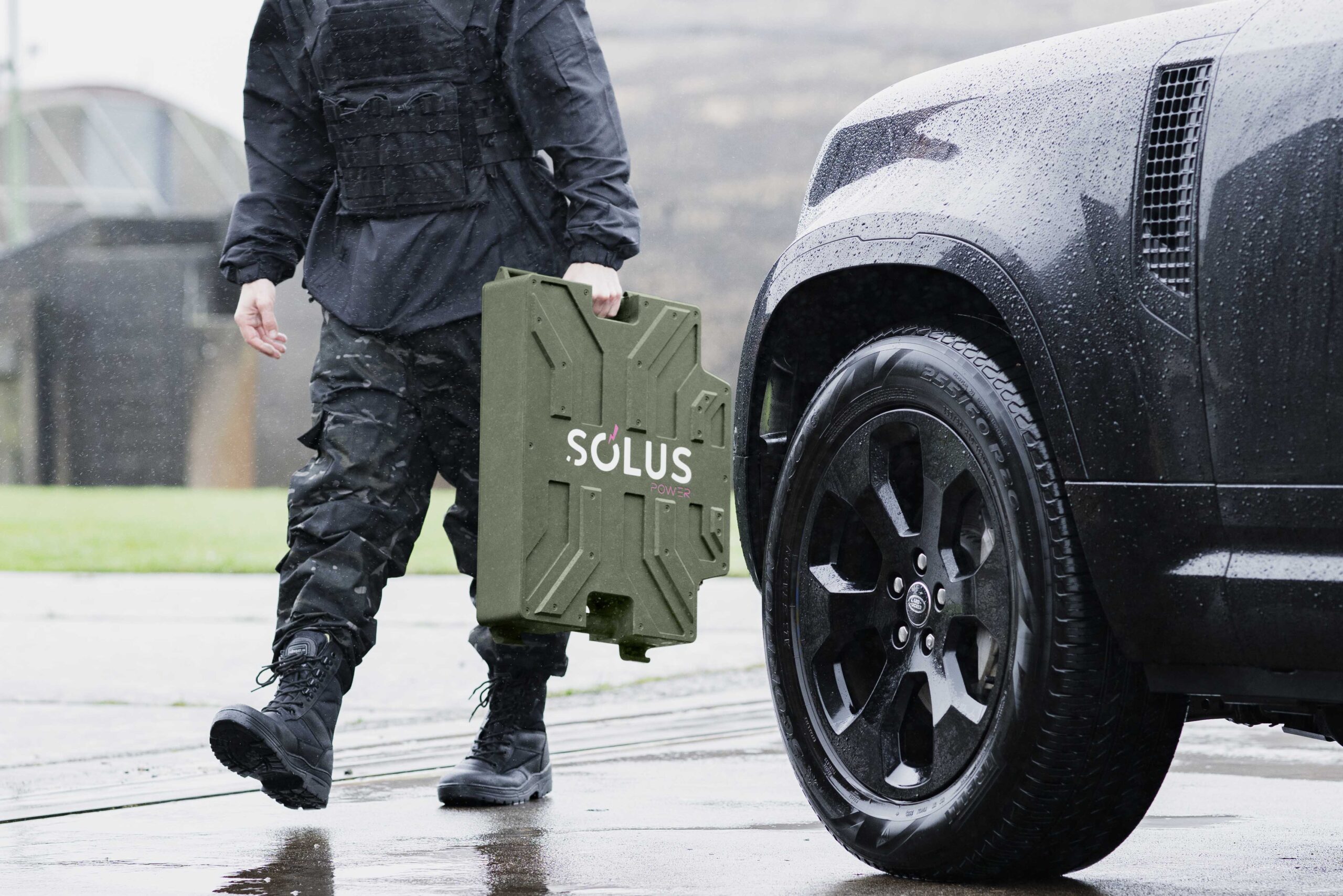 Solus Power Secures Contract with UK Ministry of Defence for Advanced Portable Battery System Kratos