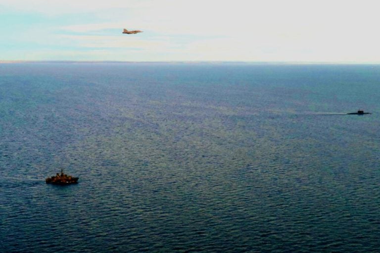 Sweden Monitors Russian Submarine in Baltic Sea amid Heightened Tensions