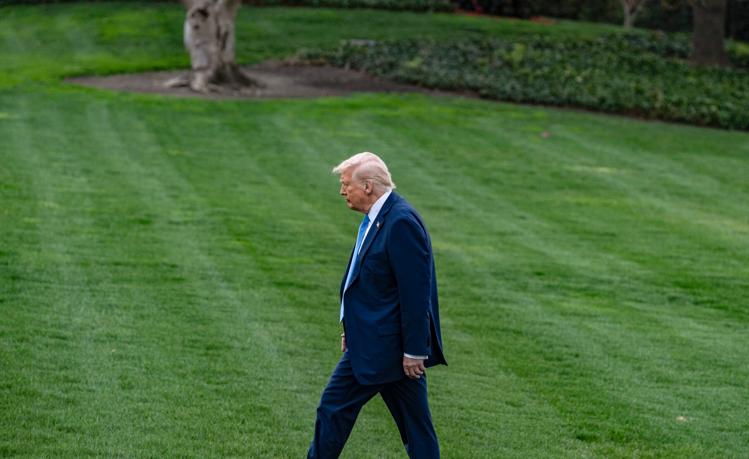 Trump Orders Military to Be Paid Amid Government Shutdown