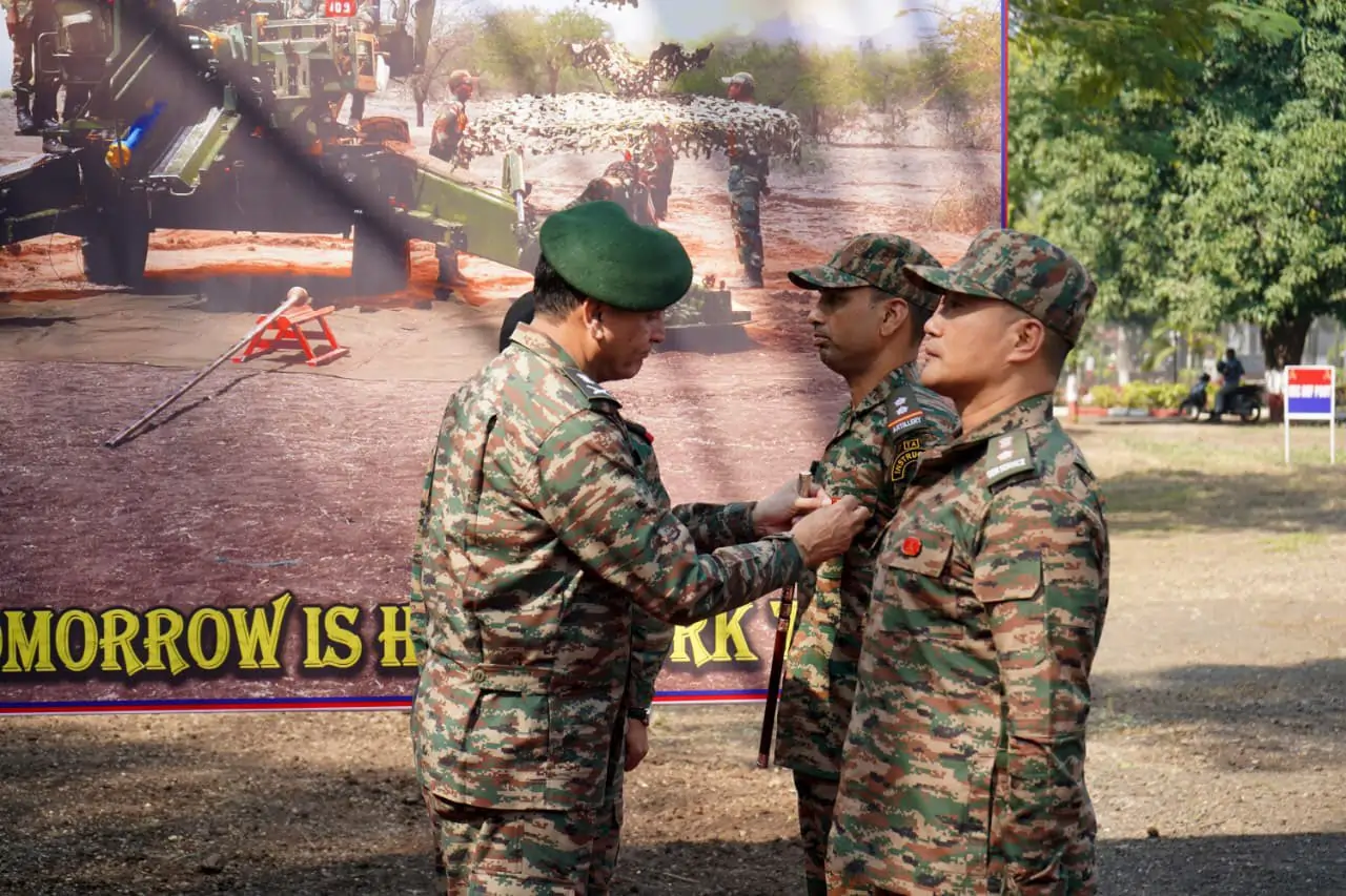 Lt Gen Dhiraj Seth Reviews Tech-Enabled Training Initiatives at Artillery Centre Nashik