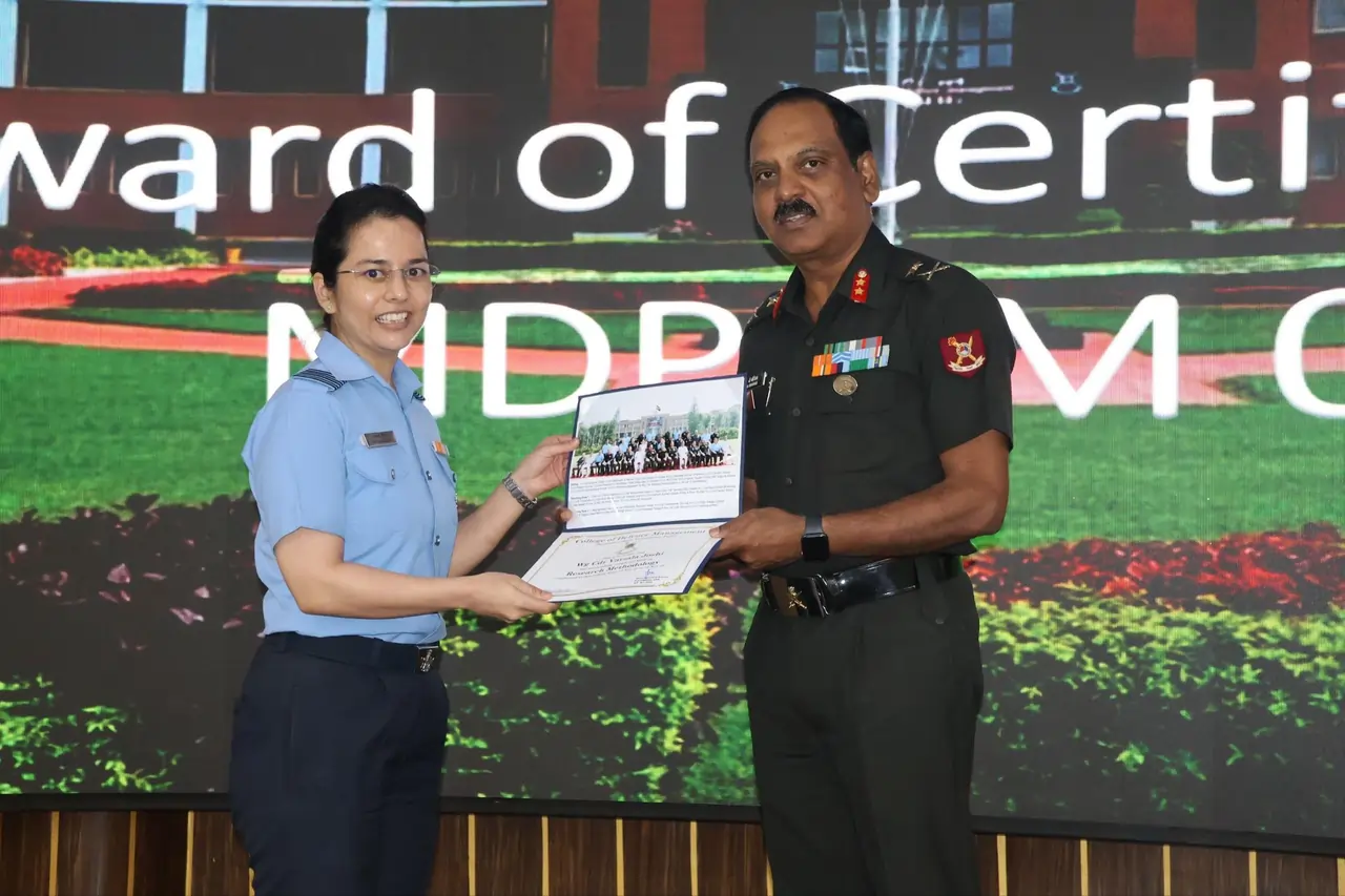 Officer Awarding Female Officer