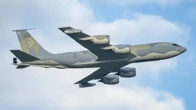 KC 135