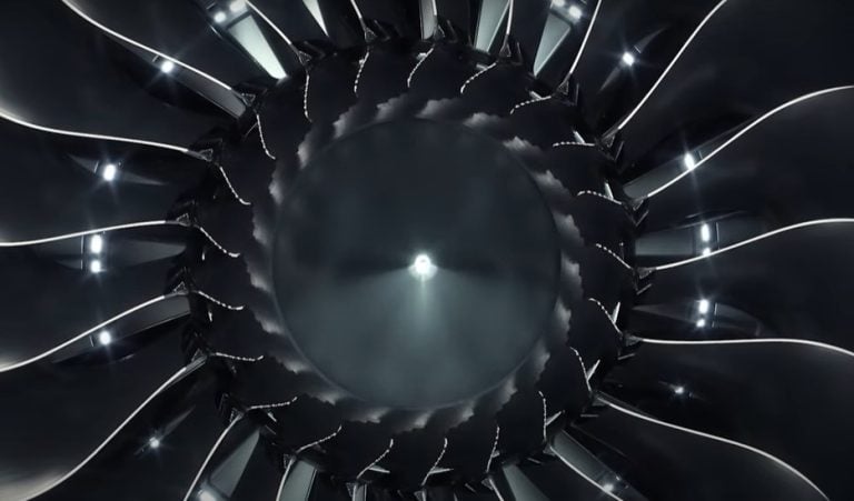 Kratos and GE Aerospace Successfully Test Next-Gen GEK800 Turbofan Engine