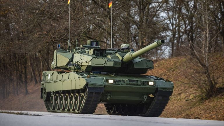 Leopard 2A8 Debuts as Germany’s Newest Battle Tank in Three Decades