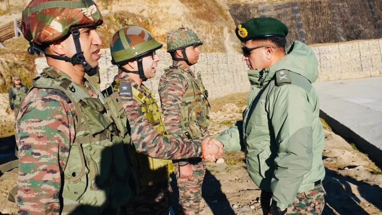 Lt Gen Gambhir SIngh with Other Officers