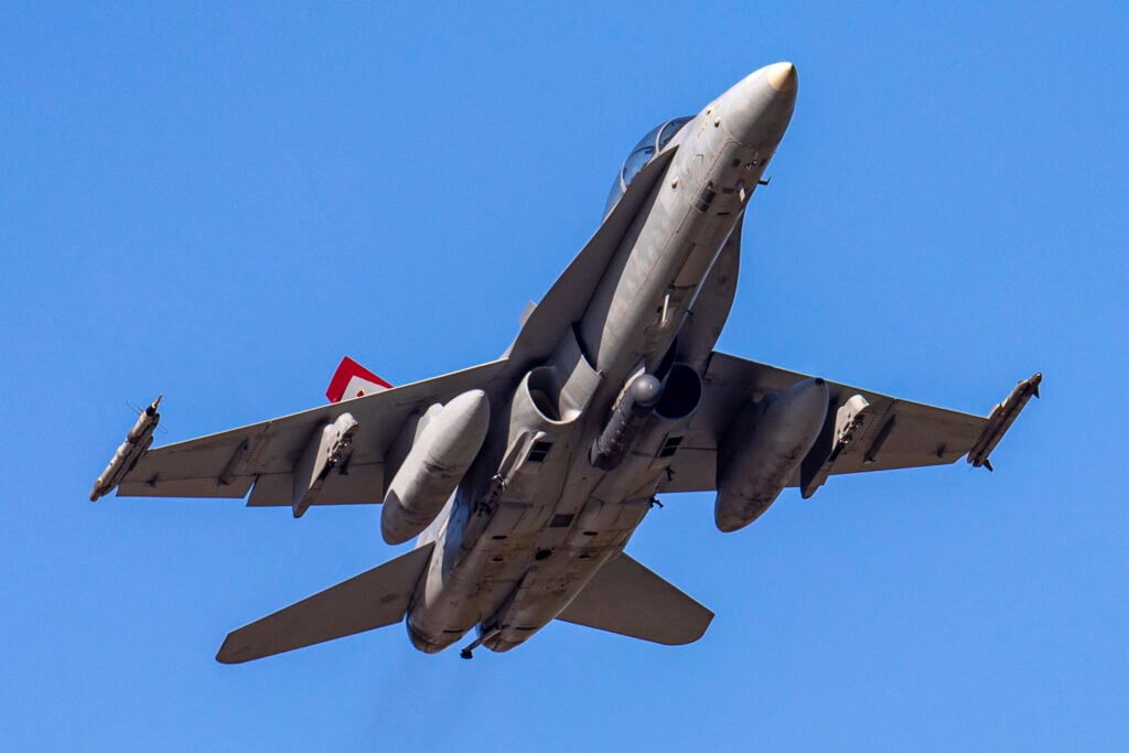 US Marine Corps Approves Automatic Terrain Awareness and Warning System for F/A-18 Hornet Fleet