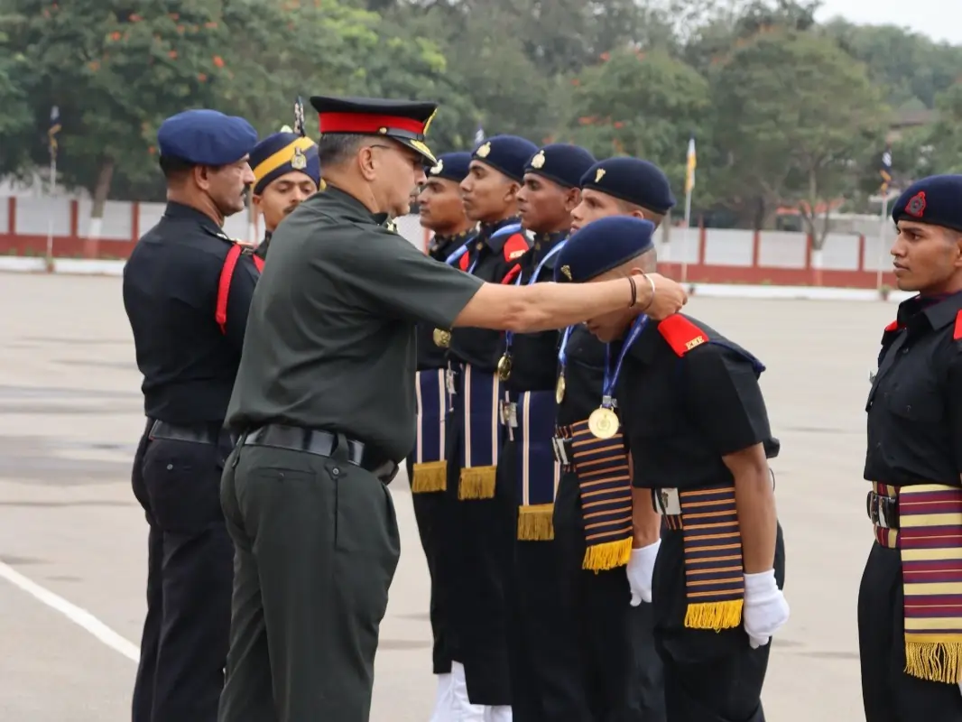 Brig Rohit Sethi Honoring Cadets