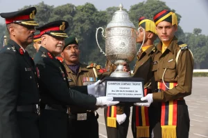 Maj Gen Duggal Giving Trophy