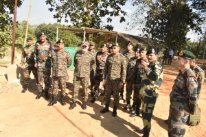 Lt Gen RC Tiwari Reviewing