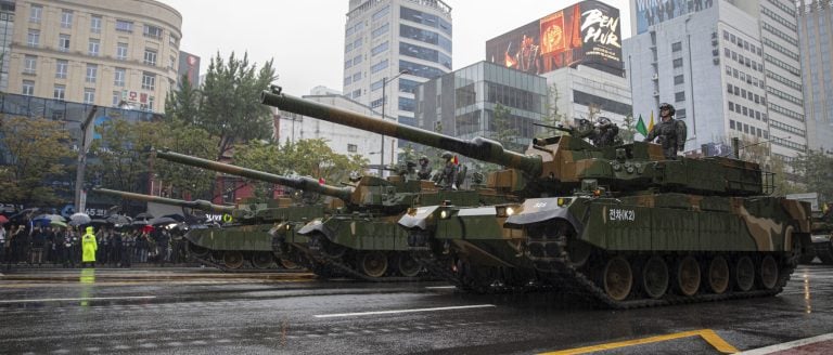 South Korea Signs Defense Agreement with Peru for K2 Tanks and K808 APCs