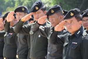 Thailand Continues Military Strikes Against Cambodia Despite US Mediated Ceasefire Agreement