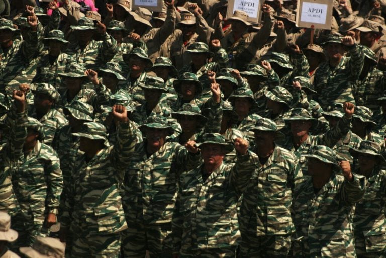 Venezuelan Army Swears in 5,600 Soldiers Amid U.S. Military Pressure