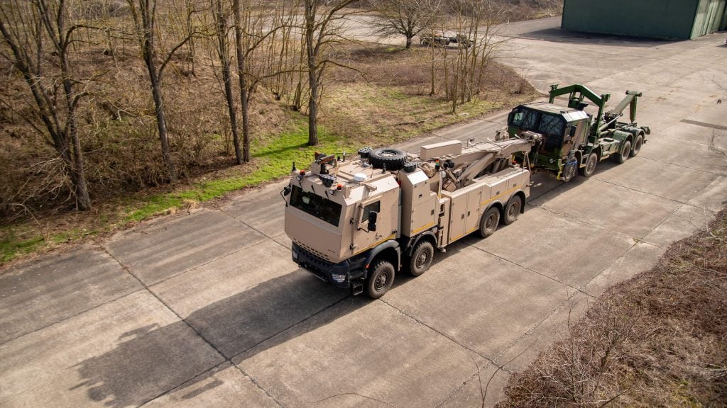 French Army Contracts Soframe for Heavy Recovery Vehicles to Boost Battlefield Support