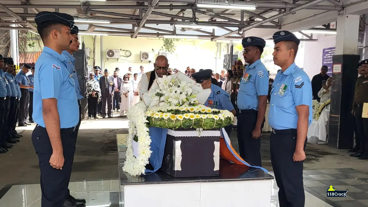 Indian Air Force Pays Ceremonial Tribute to Late Wing Commander Devender Jeet Singh Kler VM in Kolkata