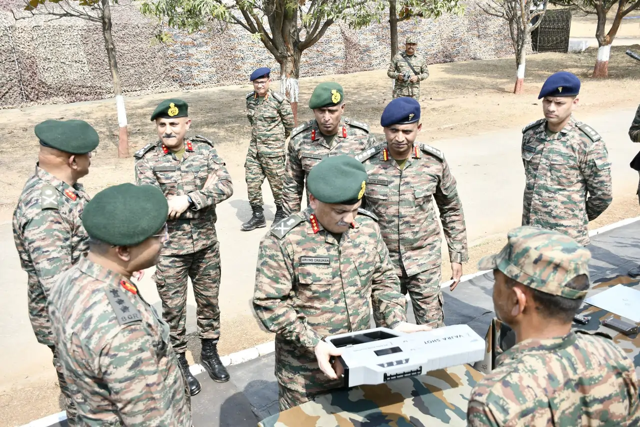 Lt Gen Arvind Chauhan Reviewing