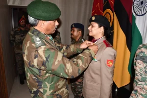 Lt Gen Manoj Kumar Katiyar Commending Officer