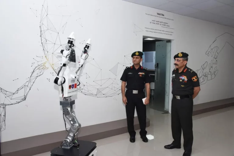 Lt Gen SS Dahiya Reviewing