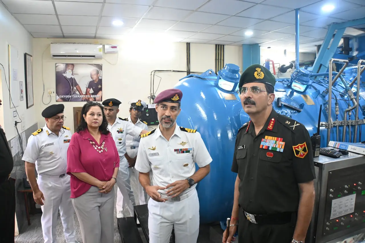 Lt Gen Devendra Sharma at INS Satavahana