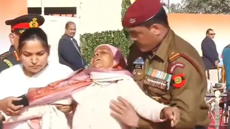 Mother Getting Unconscious