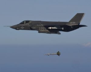 Overview of the GBU-12 Paveway II Laser-Guided Bomb and Its Strategic Role