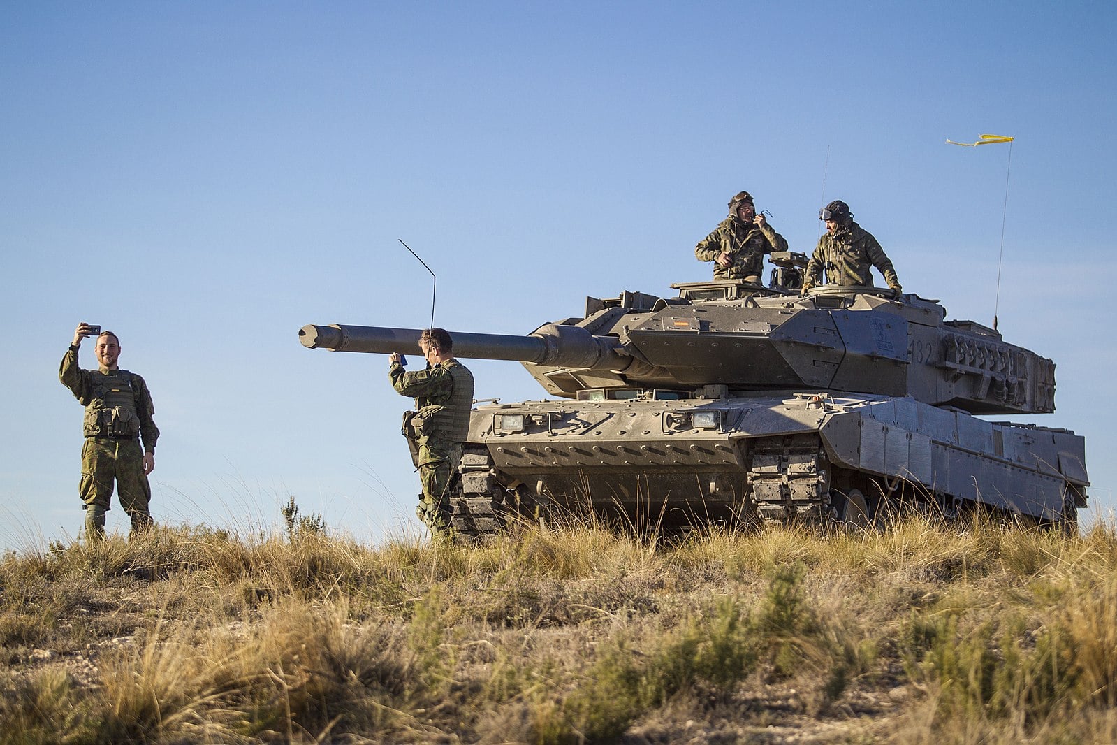 Spain Contracts Indra to Develop Next-Gen Replacement for Leopard 2E Tanks