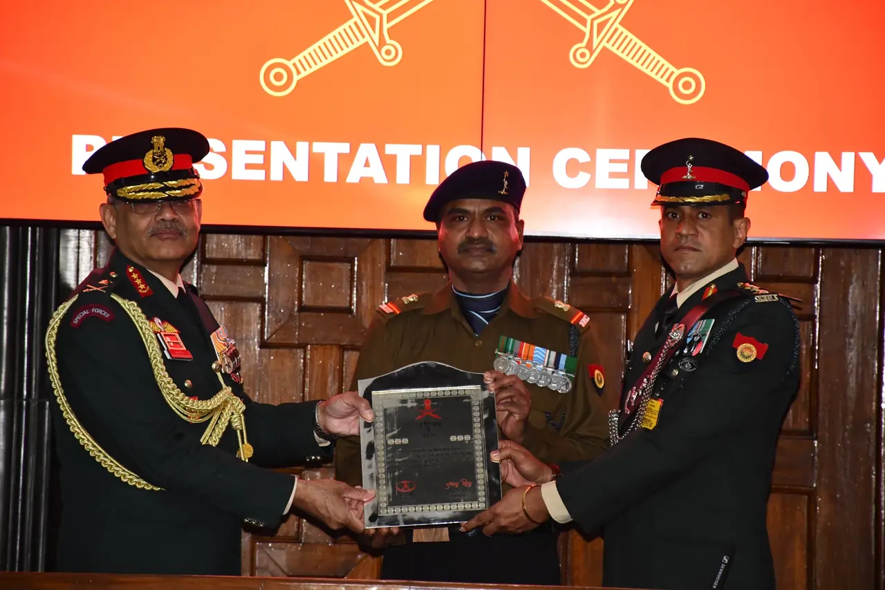 Lieutenant General Pushpendra Singh Awards VCOAS Unit Citation to Six Units