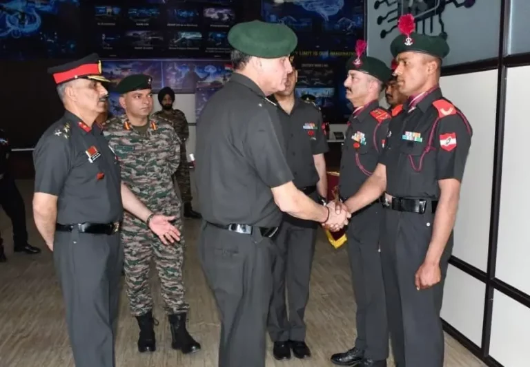 Lt Gen Dhiraj Seth Shaking Hands 1