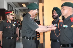 Lt Gen Devendra Sharma Visits Infantry School Mhow, Reviews Training and Infrastructure Upgrades