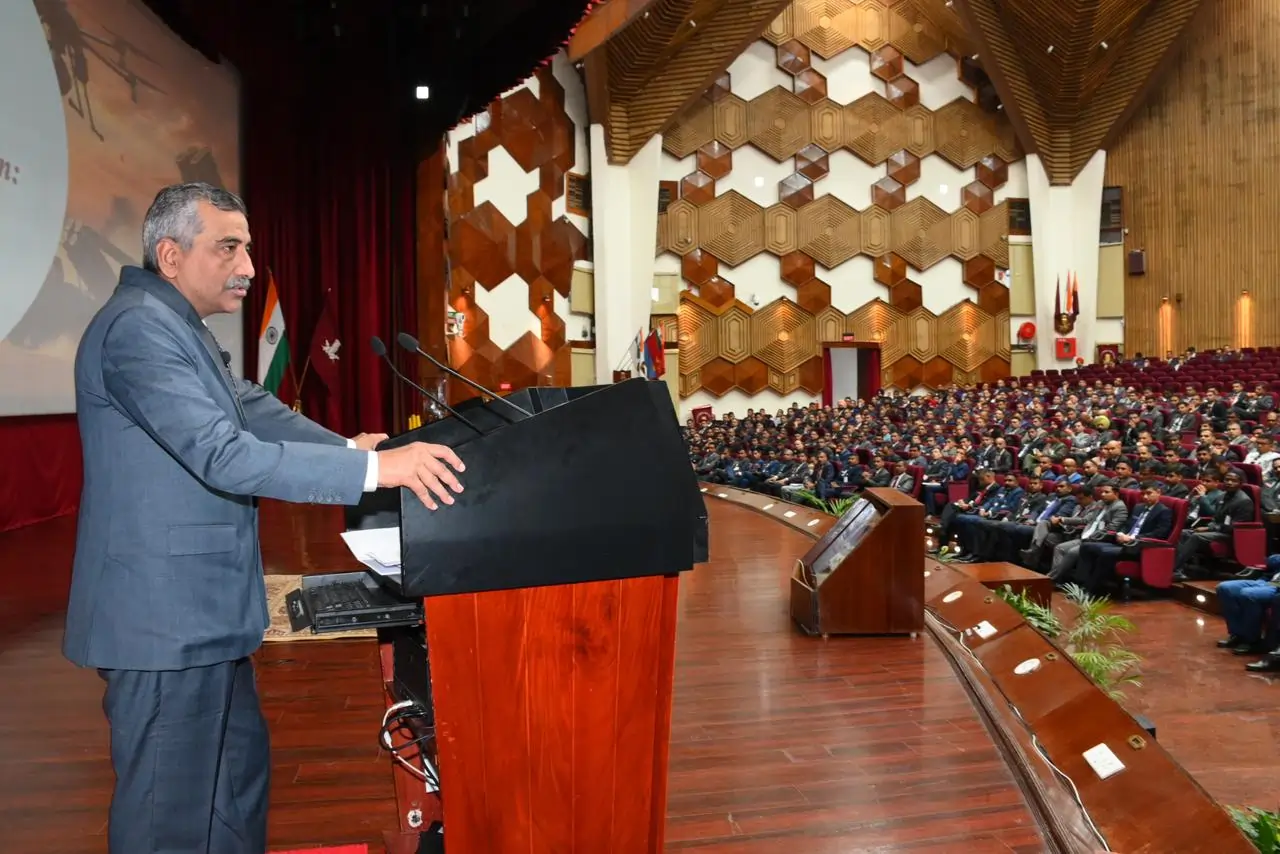 Air Marshal Dixit Giving Lecture